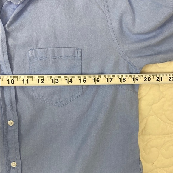 GAP Boyfriend Fit Shirt Blue Cotton Button Down Size Medium - Picture 8 of 9